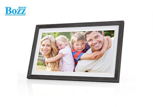 15.6 Inch WIFI Photoframe_ CPF1561